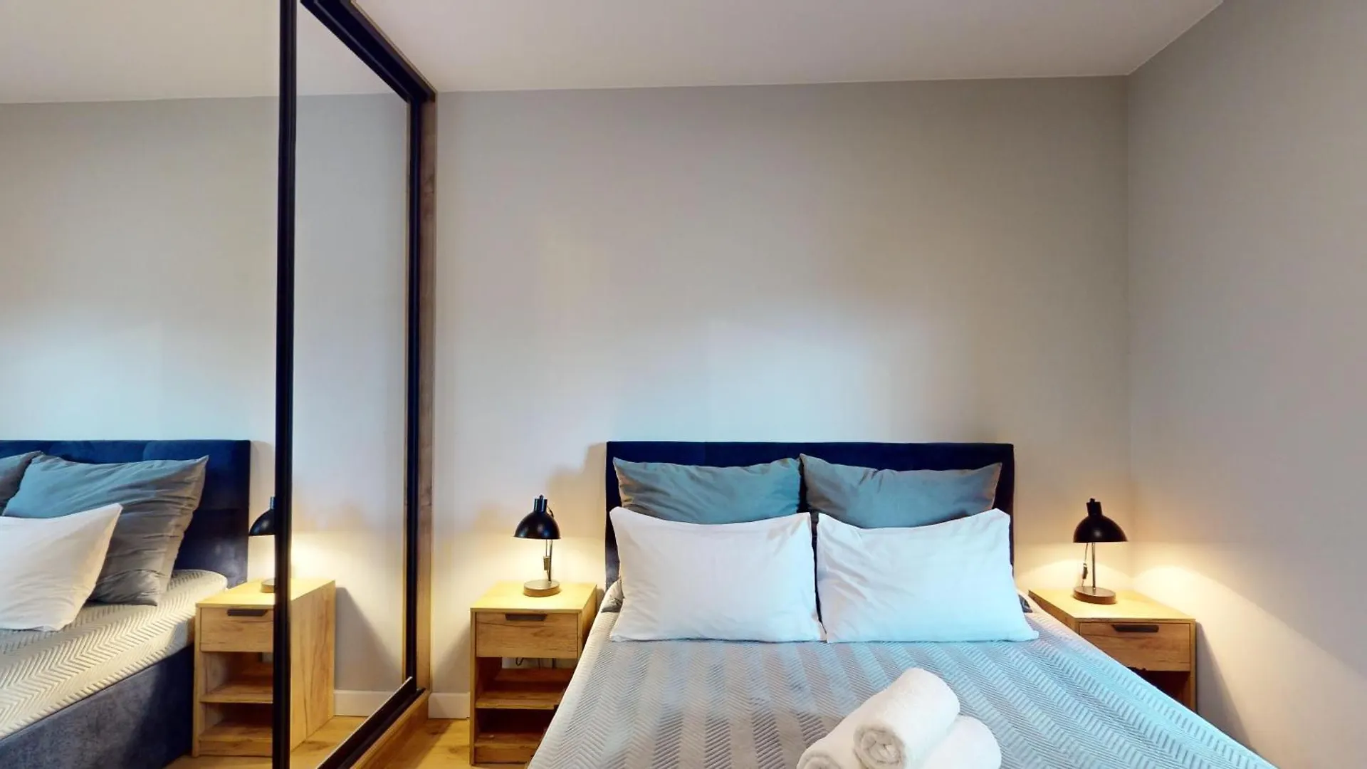 Apartament Z Tarasem I Widokiem Na Rzeke Wroapart-Pl - Apartment With Terrace And River View Wroapart Wroclaw Polonya